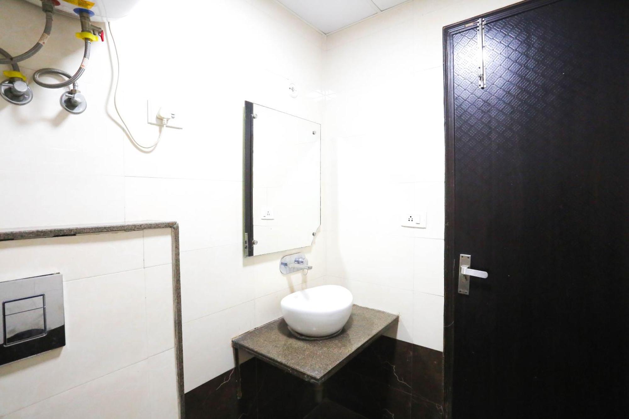 Hotel Aashiyana Νέο Δελχί Εξωτερικό φωτογραφία