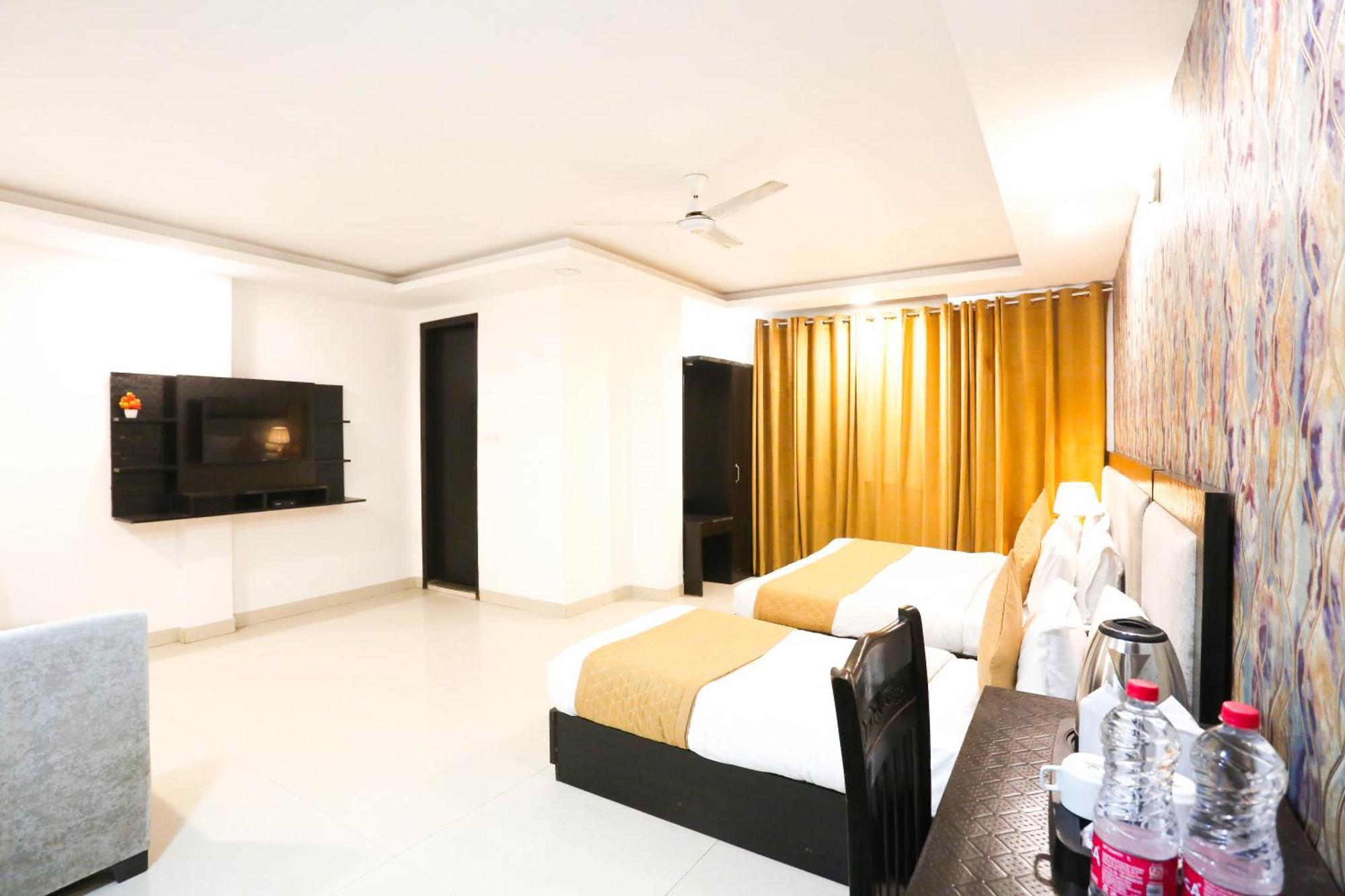 Hotel Aashiyana Νέο Δελχί Εξωτερικό φωτογραφία